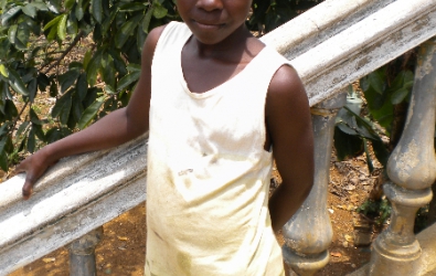 A little girl in Agua Izé
